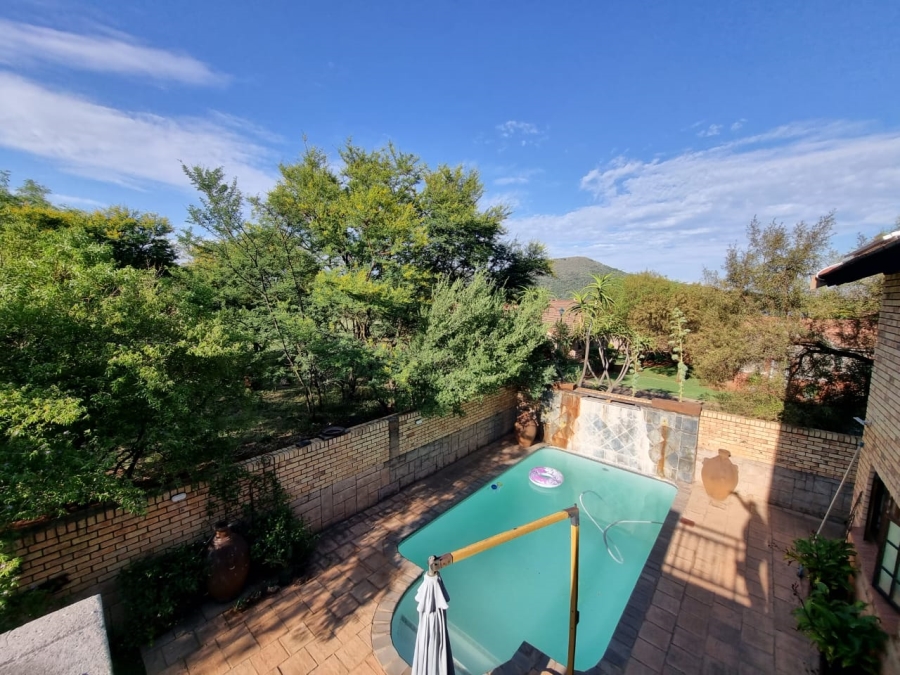 4 Bedroom Property for Sale in Buffelspoort Eco Estate North West